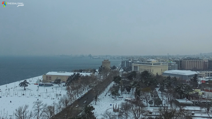 Η χιονισμένη Θεσσαλονίκη από ψηλά (2017)