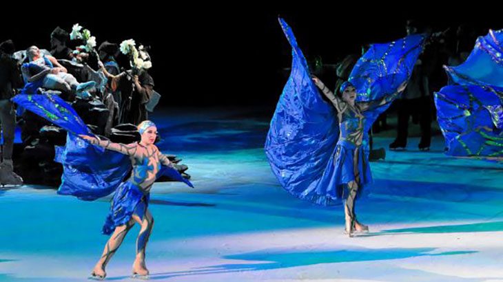Χορός στον πάγο με τα αστέρια του καλλιτεχνικού πατινάζ