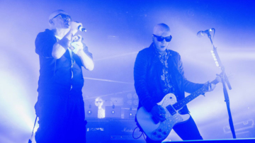 The Sisters Of Mercy Live