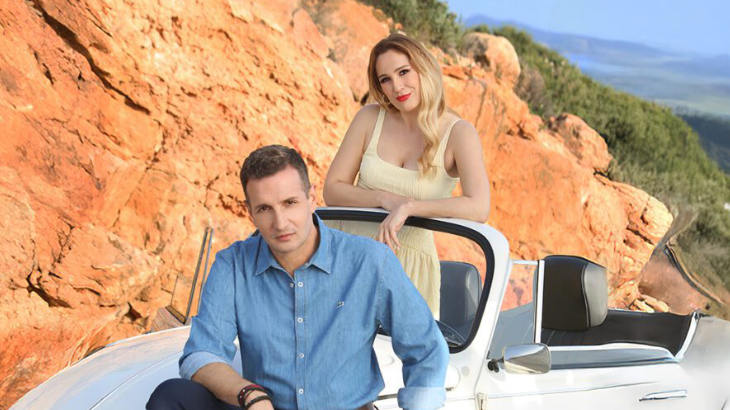 Δημήτρης Μπάσης & Βίκυ Καρατζόγλου