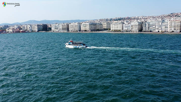 Ανακαλύψτε την Θεσσαλονίκη με την Thessboat Express.