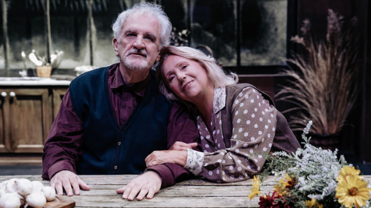 Πριν Ανοίξουμε Φτερά