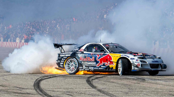 Red Bull Mad Mike Tour: Το Απόλυτο Drift Show στην Πλατεία Αριστοτέλους